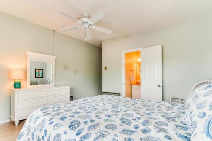 Key Lime On Fifth Street - thumb 0