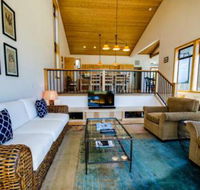 Del Mar Meadow - Accommodation Seattle