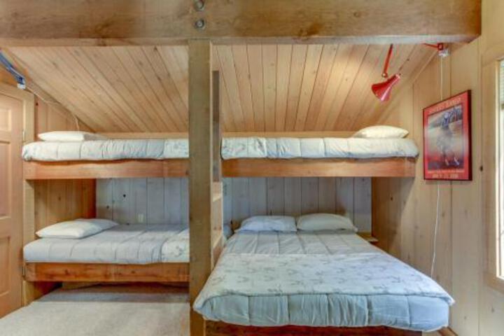 Modern Treehouse Escape - thumb 0