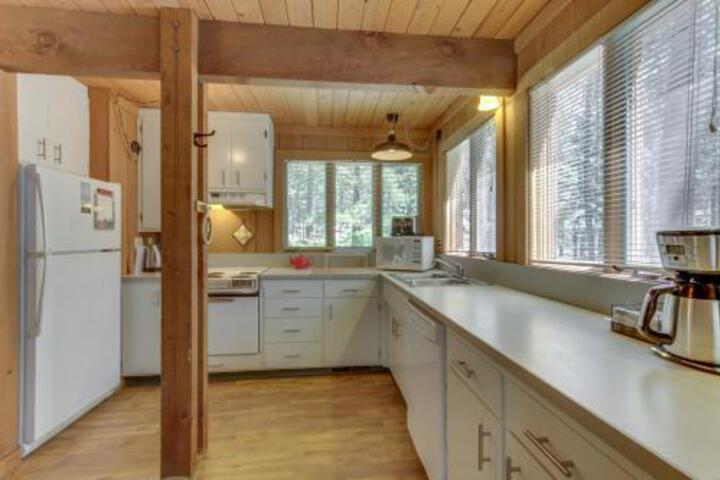 Modern Treehouse Escape - thumb 6