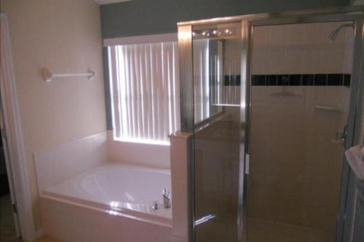 23 Kildrummy House - thumb 5