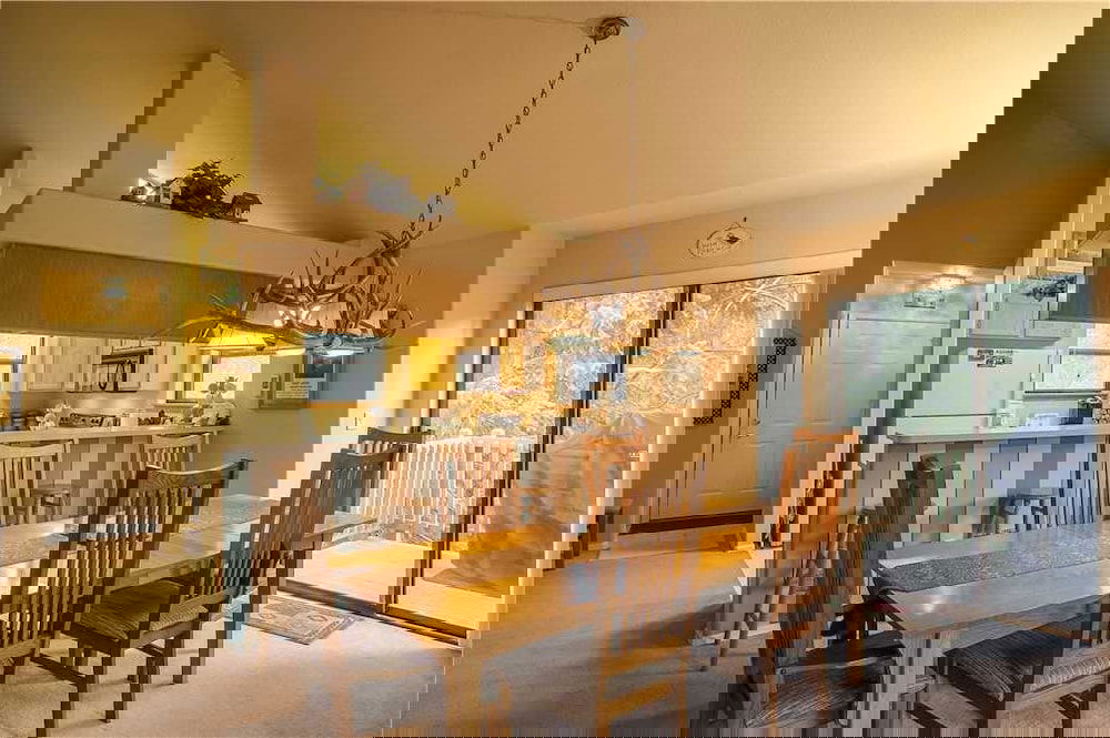 143 Park Forest Private Home With Hot Tub - thumb 3