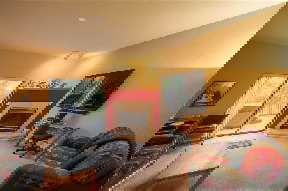 143 Park Forest Private Home With Hot Tub - thumb 1