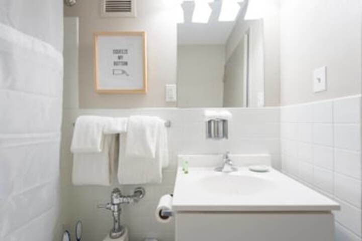 Walkers Paradise In The Heart Of Louisville - thumb 0