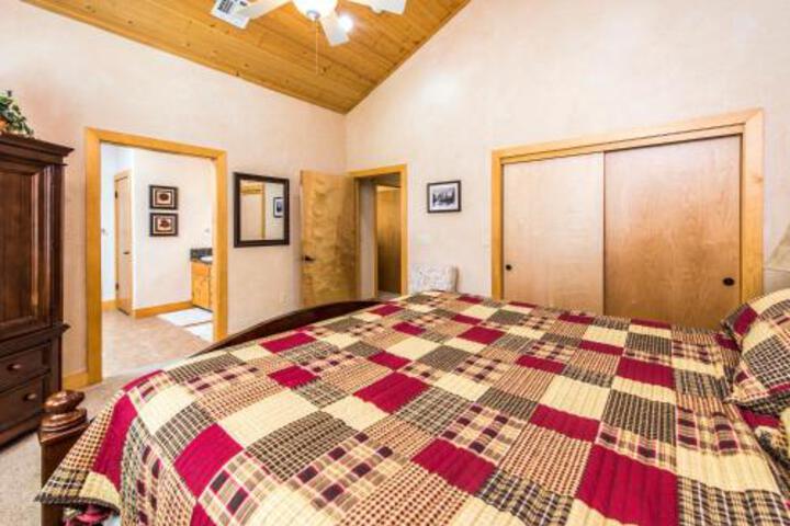 Chateau Lauren - thumb 0