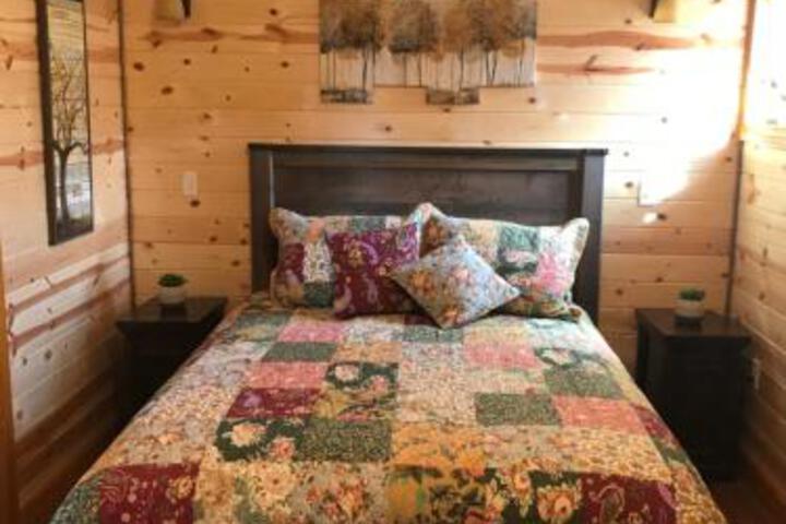 AK Vacation Cabins / Woodland Hollow Log Cabin - thumb 5