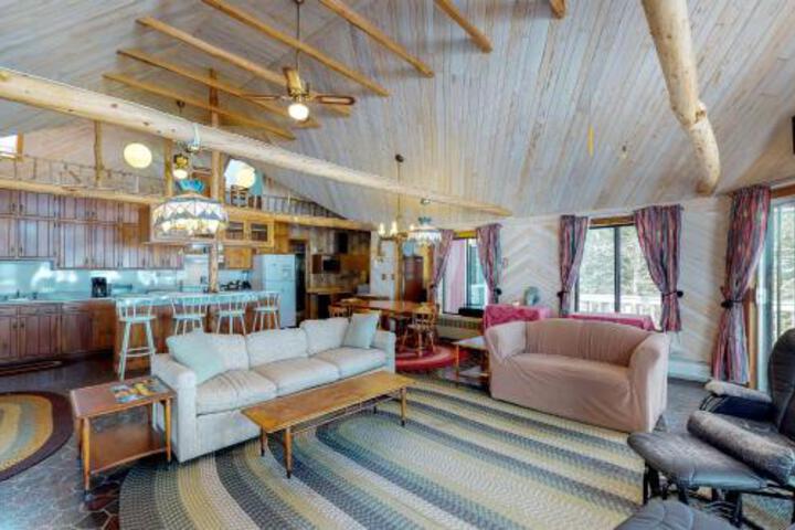 Moosehead Sports Lodge - thumb 1