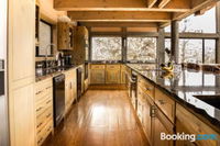 Armington Mt Accommodation Seattle