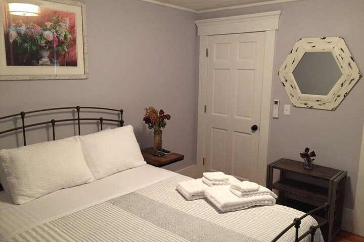 Sea Street Inn - thumb 5