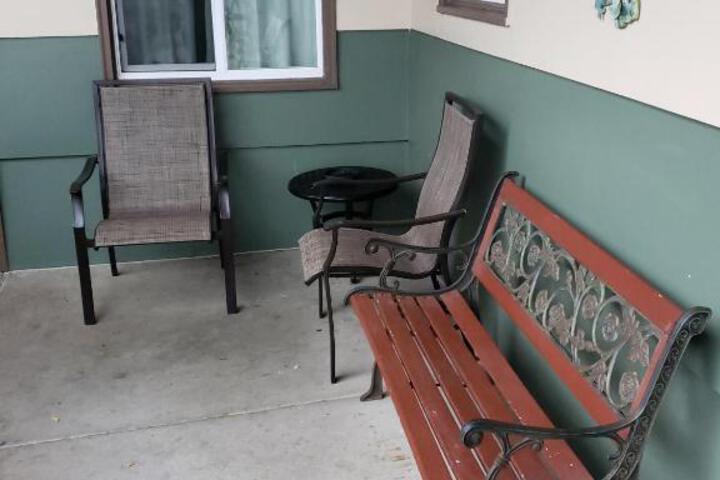 Lake Motel - thumb 2