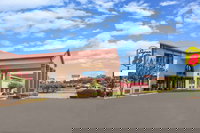 Super 8 by Wyndham Oxford