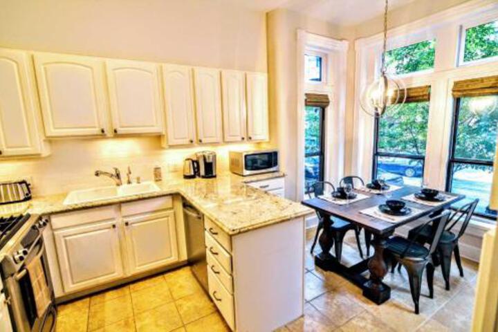 Massive Foggy Bottom Townhouse #1084 - thumb 0