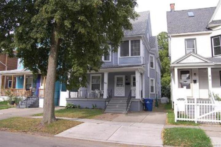 Wonderful West Side Entire House - thumb 2