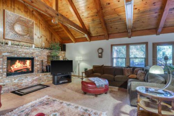 Skyland Retreat - thumb 0