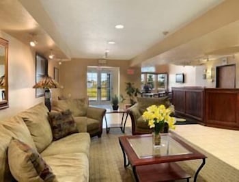 Microtel Inn & Suites By Wyndham Anchorage Airport - thumb 1