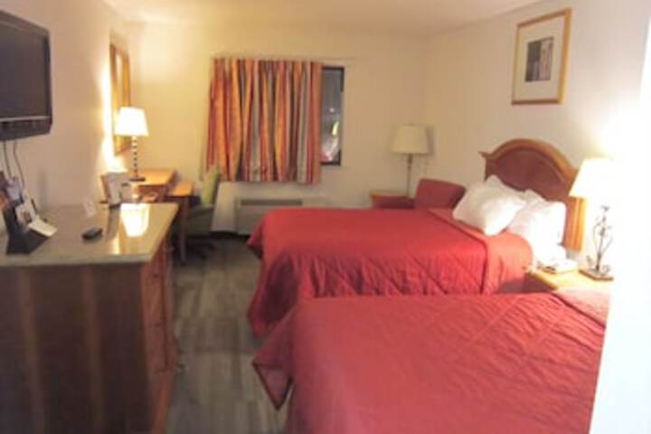 American Inn And Suites Ionia - thumb 7