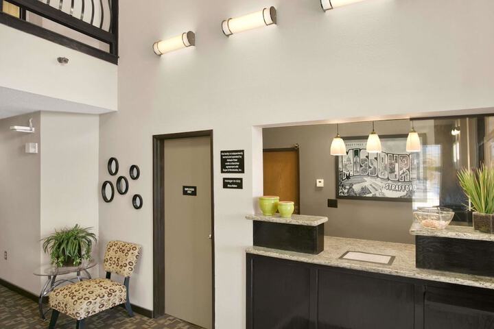 Super 8 By Wyndham Strafford/Springfield Area - thumb 1