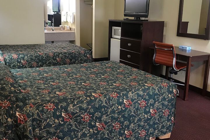 Navasota Inn - thumb 7