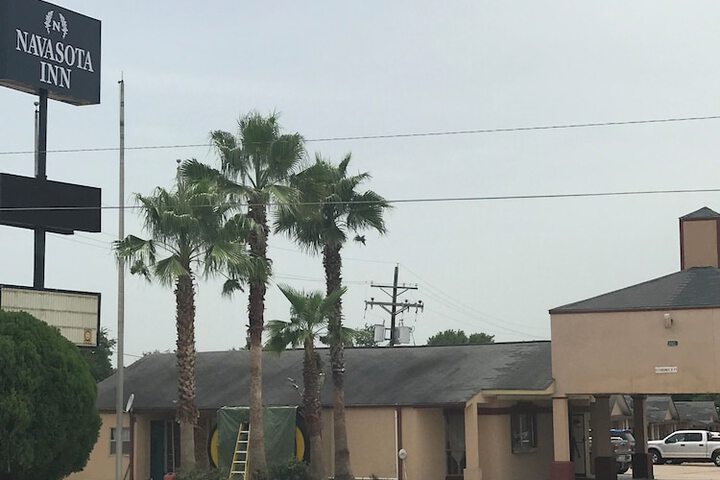 Navasota Inn - thumb 2