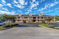 Quality Inn Decatur River City