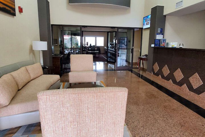 Best Western Executive Inn & Suites - thumb 6