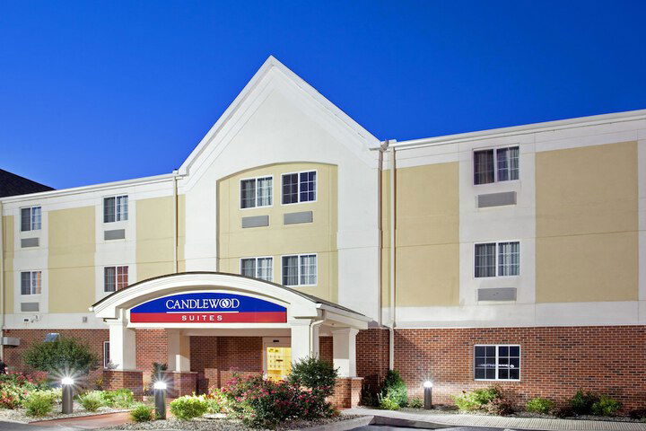 Candlewood Suites Merrillville, An IHG Hotel - thumb 3