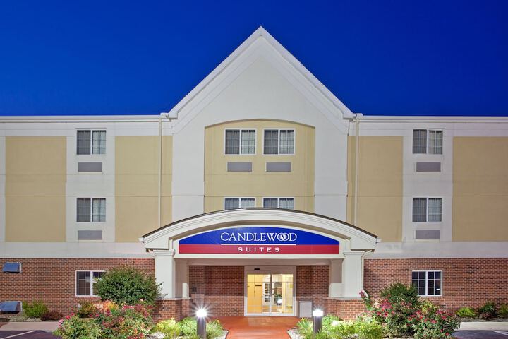 Candlewood Suites Merrillville, An IHG Hotel - thumb 4