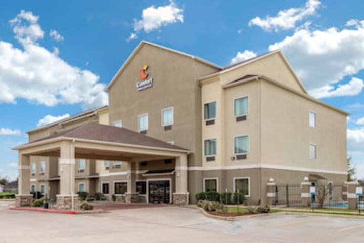 Comfort Inn & Suites Navasota - thumb 0