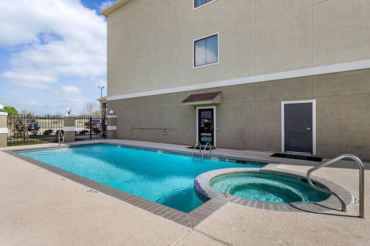 Comfort Inn & Suites Navasota - thumb 2