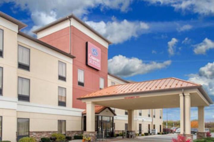 Comfort Suites Altoona - thumb 0