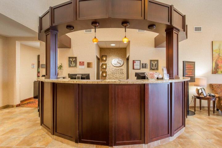 Comfort Suites Altoona - thumb 6