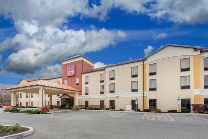 Comfort Suites Altoona - thumb 2
