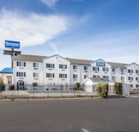 Rodeway Inn  Suites - Nampa - Accommodation Seattle