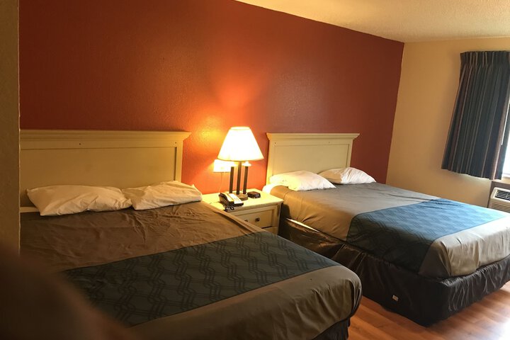 Econo Lodge - thumb 5