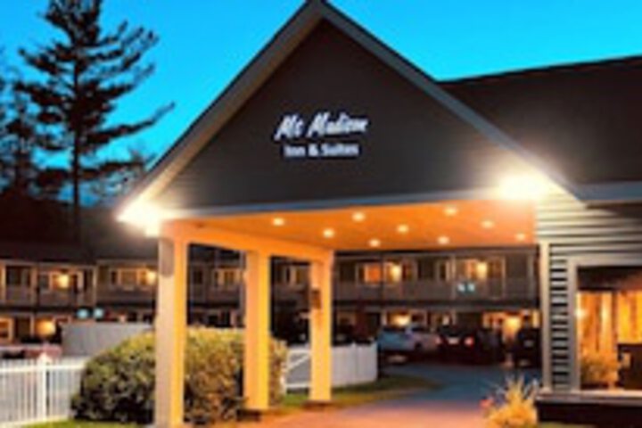 Mt Madison Inn & Suites - thumb 0
