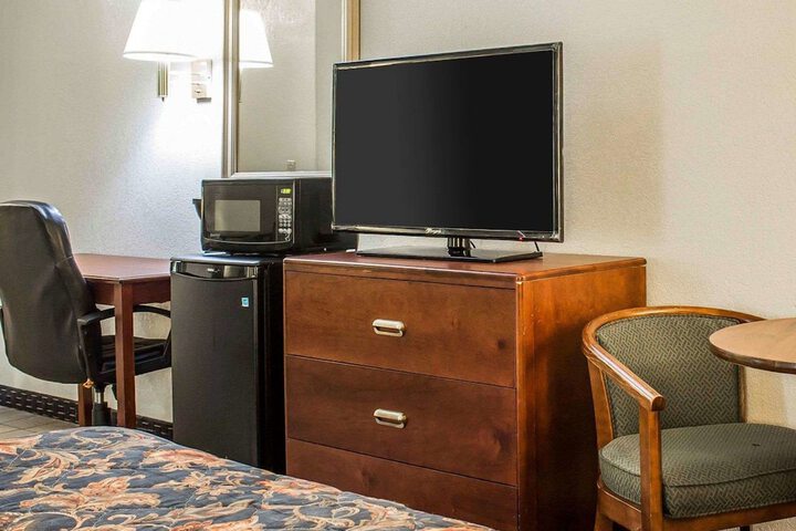 Econo Lodge Scranton Near Montage Mountain - thumb 7