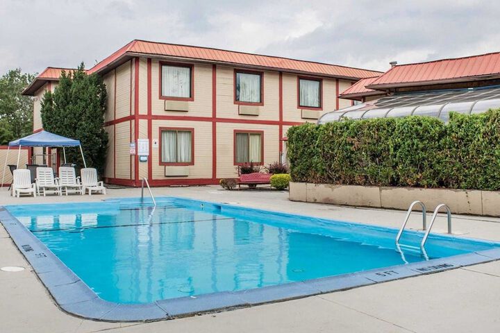 Econo Lodge Scranton Near Montage Mountain - thumb 2