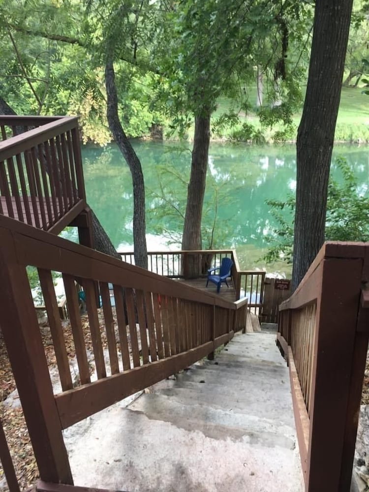 The Lamb's Rest Inn - thumb 1