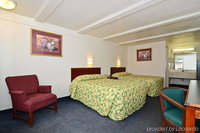 Americas Best Value Inn  Suites Canton / Detroit