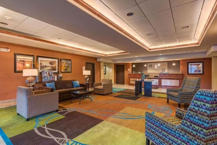 Grand Vista Hotel Parachute - thumb 5