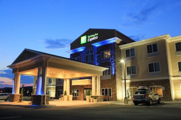 Holiday Inn Express & Suites Belle Vernon, An IHG Hotel - thumb 0