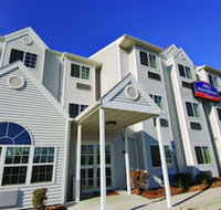 Howard Johnson Hotel  Suites by Wyndham Elk Grove Village - Accommodation Seattle