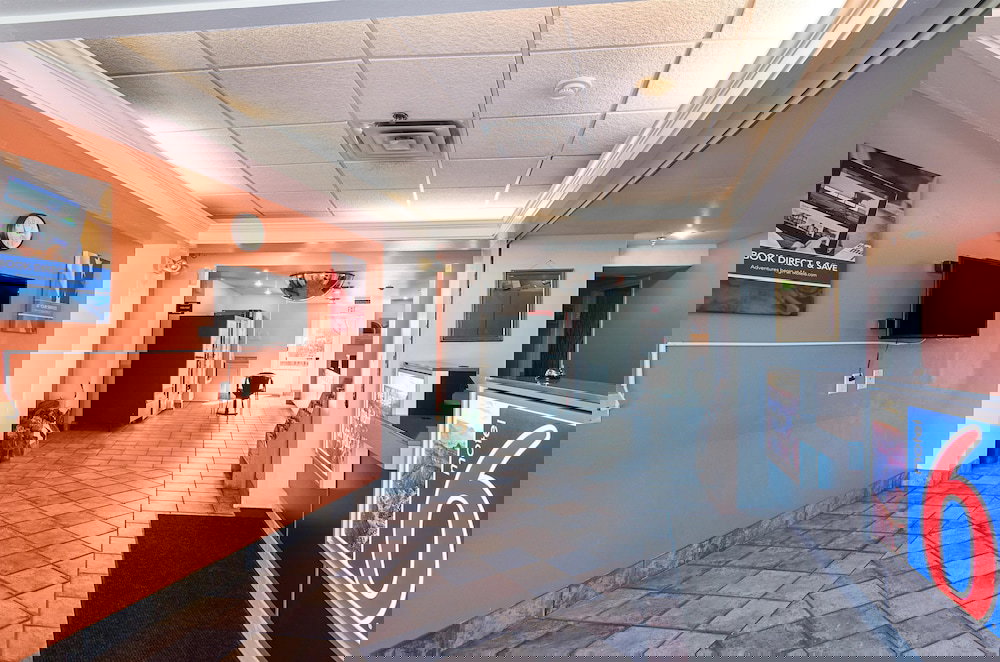 Motel 6 Terrell, TX - thumb 5