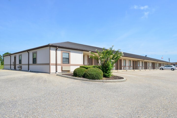 Briarwood Inn Of Geneva - thumb 2