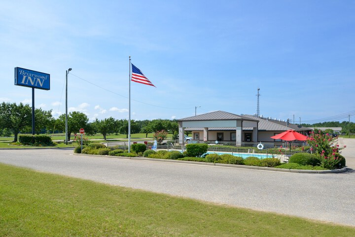 Briarwood Inn Of Geneva - thumb 4