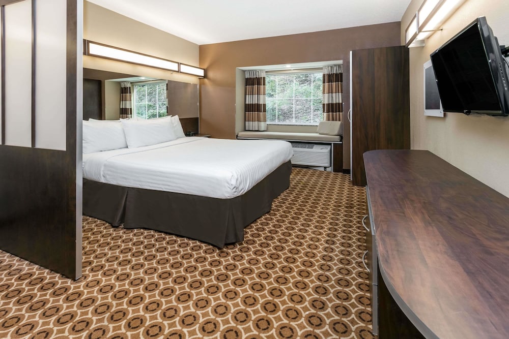 Sleep Inn & Suites - thumb 6