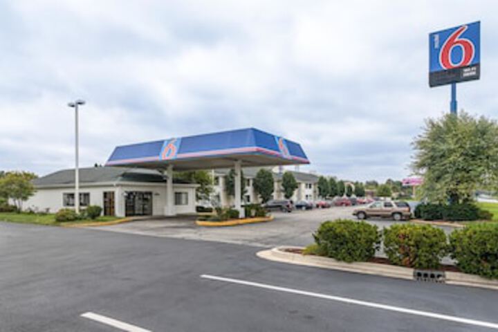 Motel 6 Kokomo, IN - thumb 0