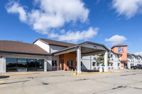 Motel 6 Waterloo IA