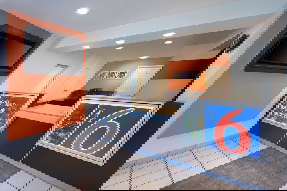 Motel 6 Woodland, CA â€“ Sacramento Airport - thumb 2