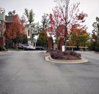 ExecuStay at the Madison at Spring Oak - Accommodation Seattle